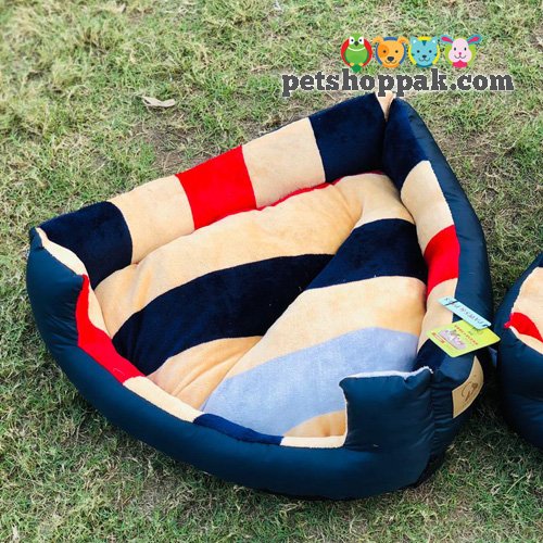 Triangle Bed for pets Triangle Bed for pets